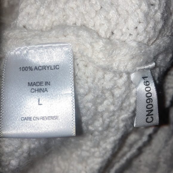 Cream White New York & Company Cowel Neck Sweater Size Large - Picture 7 of 7